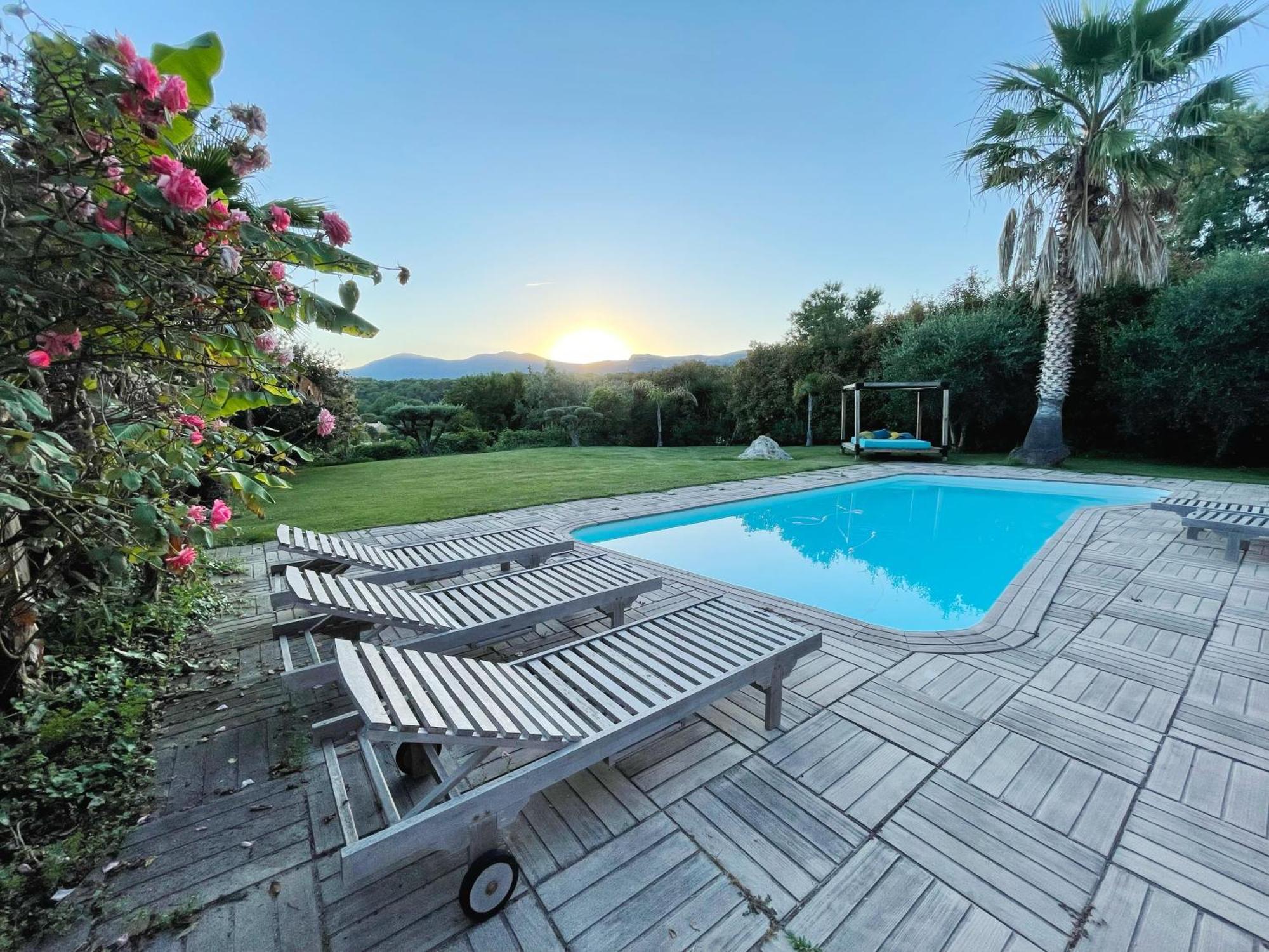 Villa Angel La Gaude Buitenkant foto